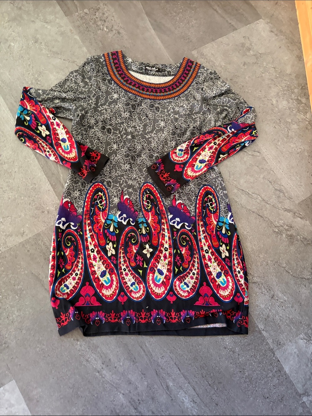 Women’s lighter sweater dress/long tunic